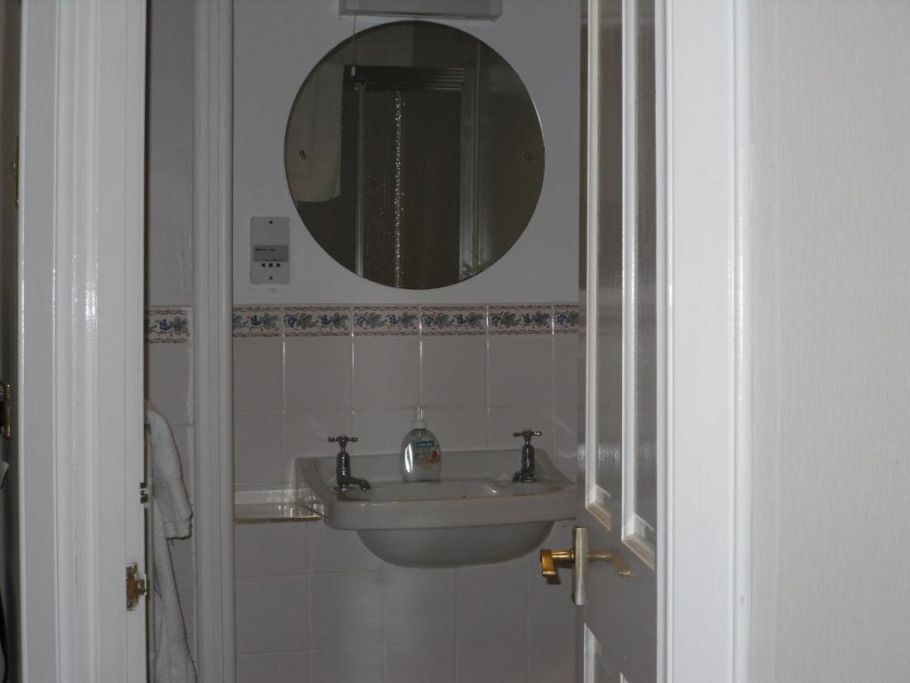Ardfern Guest House Περθ Δωμάτιο φωτογραφία